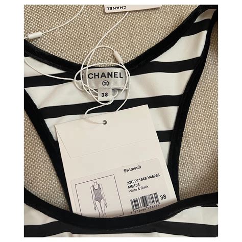 Maillot une pièce Chanel Noir taille 38 FR en Coton .